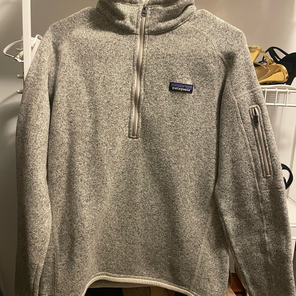 Patagonia Women’s Heathered Gray Zip-Up Sweater